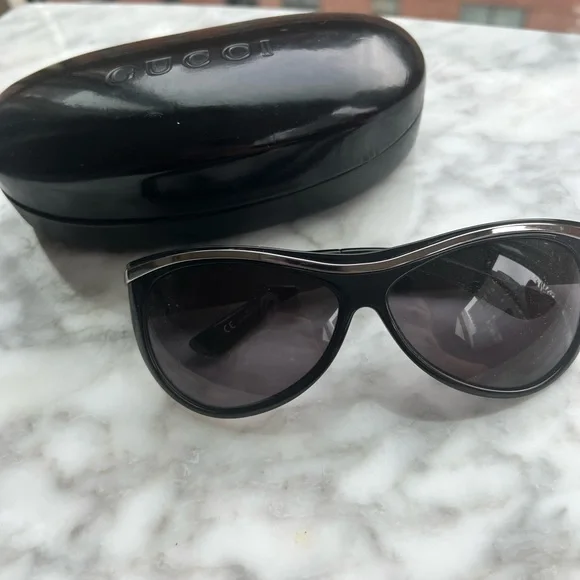 Gucci | Accessories | Gucci Sunglasses Gg 35s D28bn 61  display picture 1
